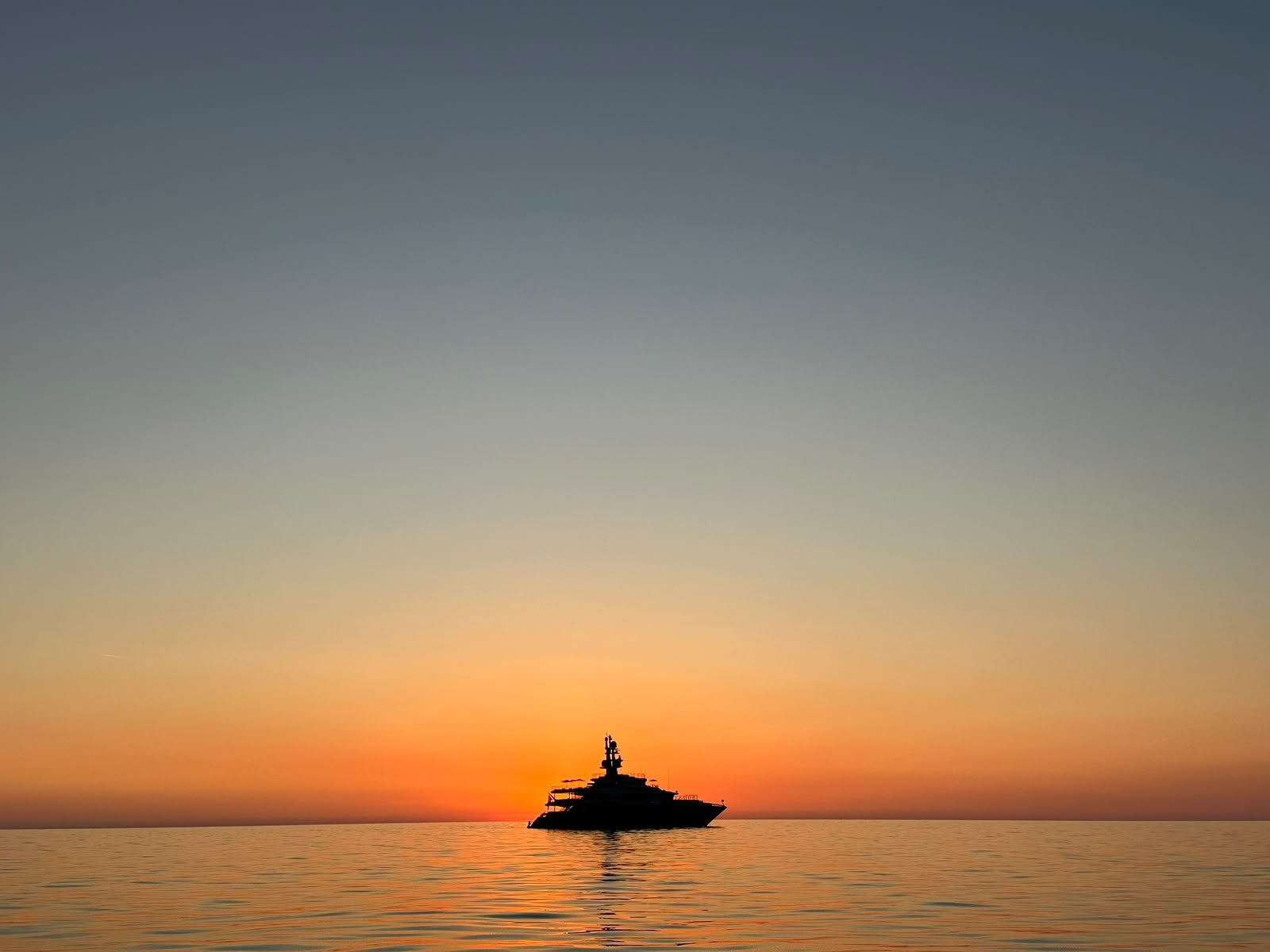 M/Y Just Cause – vista esterna dello yacht