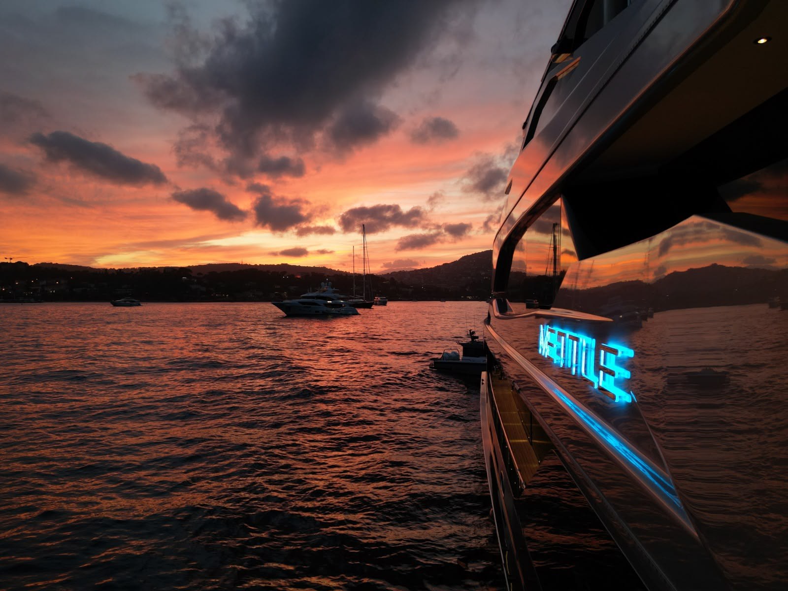 M/Y Just Cause – vista esterna dello yacht