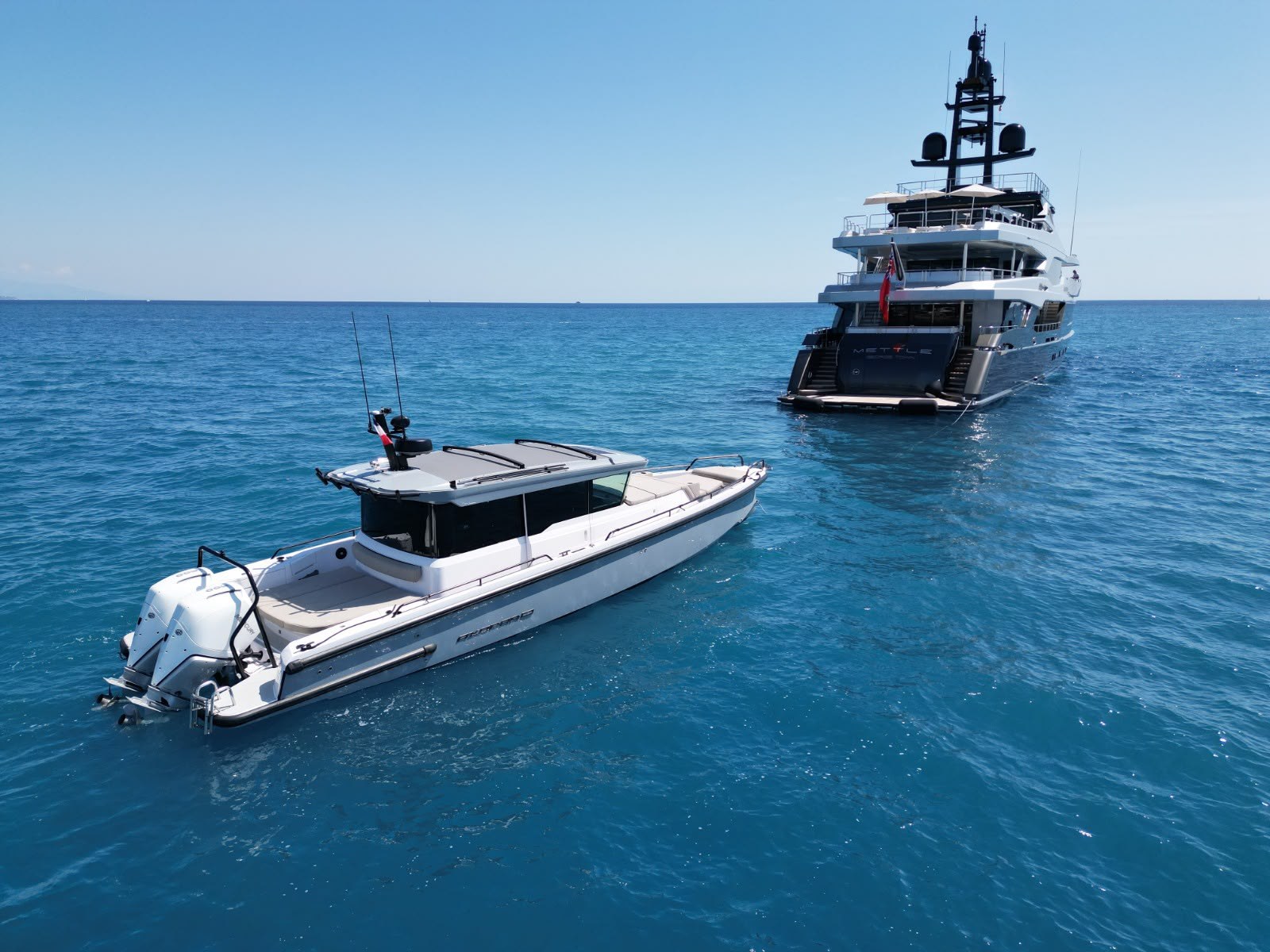 M/Y Just Cause – vista esterna dello yacht